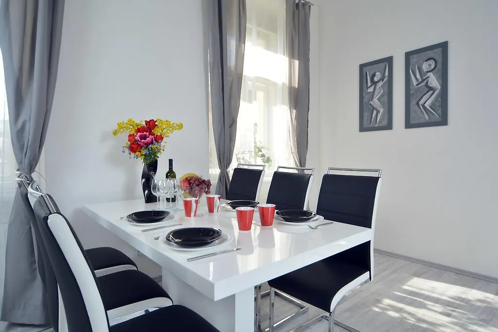 Navratilova Apartments Prague Czech Republic