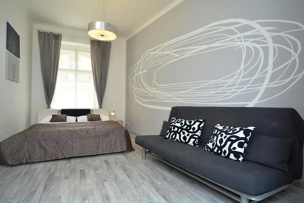 Navratilova Apartments Prague